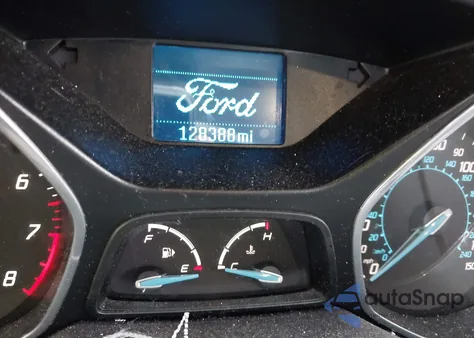 2012 Ford Focus Se z USA, uszkodzony, nr VIN 1FAHP3K21CL278316